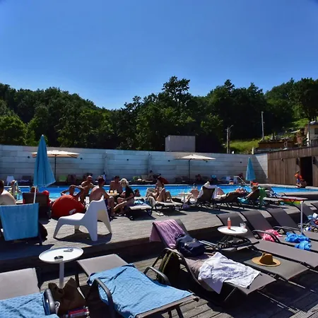 Pensiunea Septembrie Hotel Eselnita