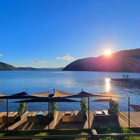 Pensiunea Septembrie 4* Eselnita